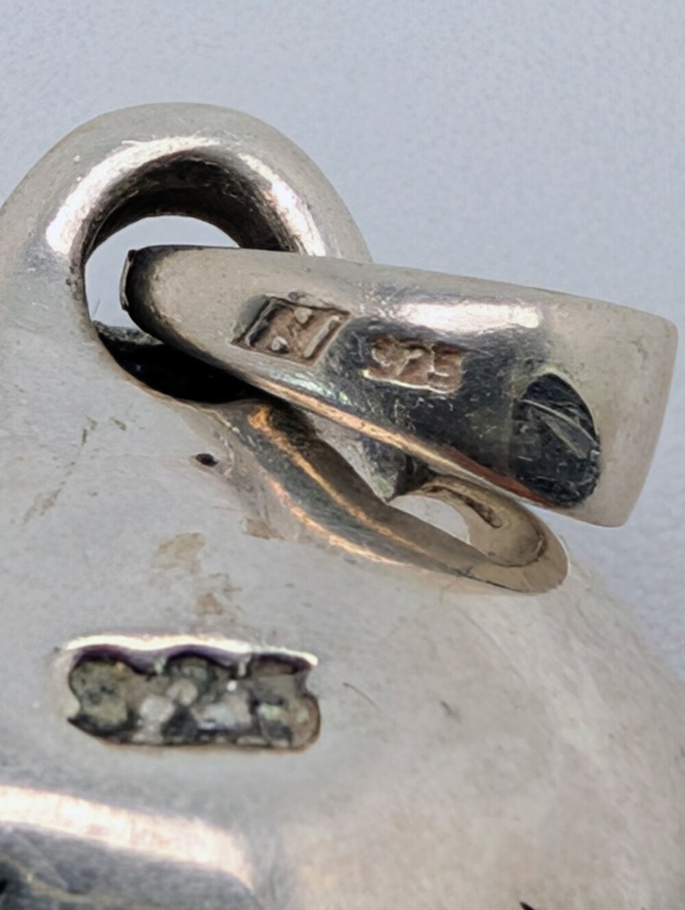 Rose S925 Sterling Silver Pendant - Picture 7 of 7